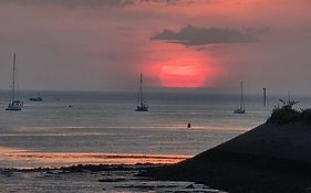 Glascoed Guest House